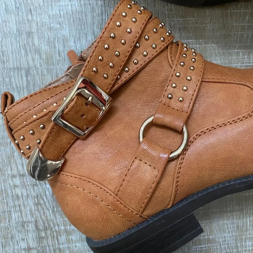Tan Low Ankle Boots Vegan Faux Leather Women's 6.5 Studs Buckle Western Boho